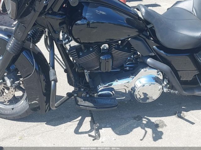 2008 HARLEY-DAVIDSON FLHX 1HD1KB4178Y663445 Photo 8