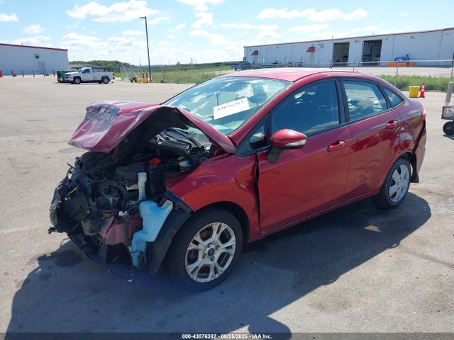 Ford 1.6l ti-vct premium fuel 2016 3FADP4BJXGM204005 Image 2