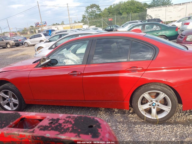 WBA3C3G54FNS75483 BMW 320i