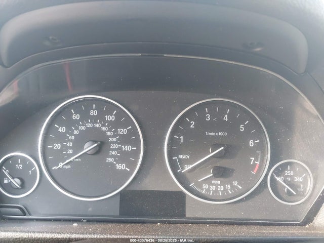 WBA3C3G54FNS75483 BMW 320i