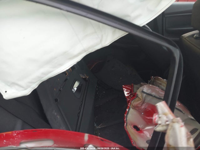WBA3C3G54FNS75483 BMW 320i