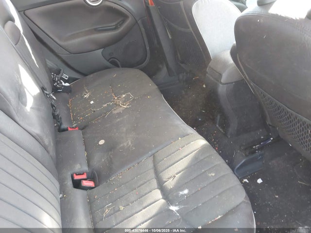 Fiat 500X 2016 ZFBCFYDT8GP375167 Image 8