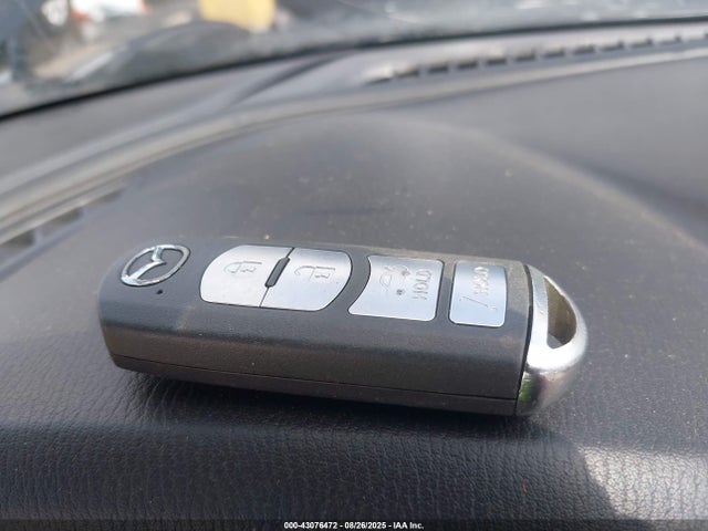 JM1GJ1U65F1171474 Mazda py
