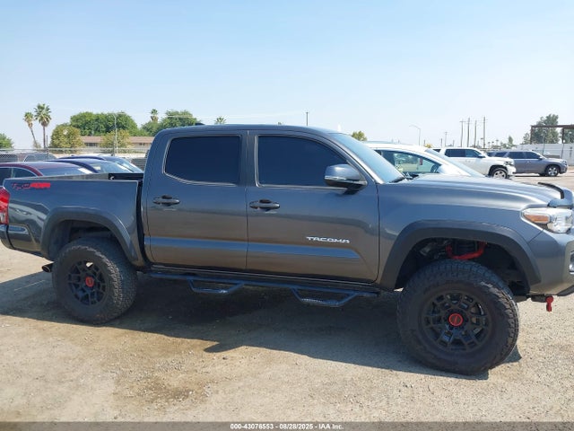 3TMCZ5AN5HM083217 Toyota Tacoma Trd Off Road