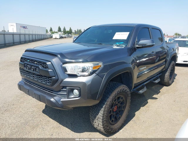 3TMCZ5AN5HM083217 Toyota Tacoma Trd Off Road