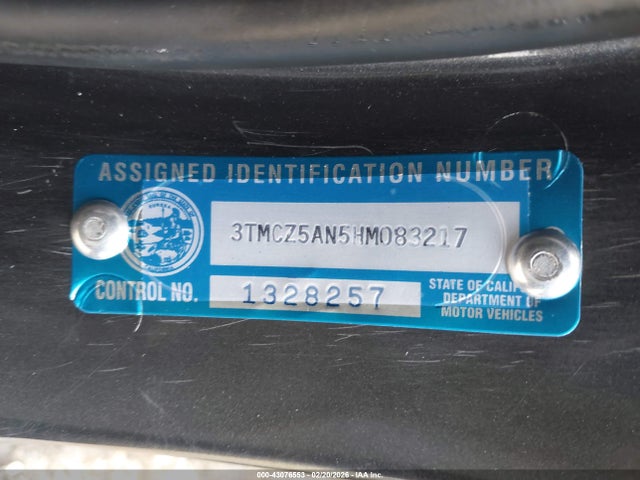 3TMCZ5AN5HM083217 Toyota Tacoma Trd Off Road