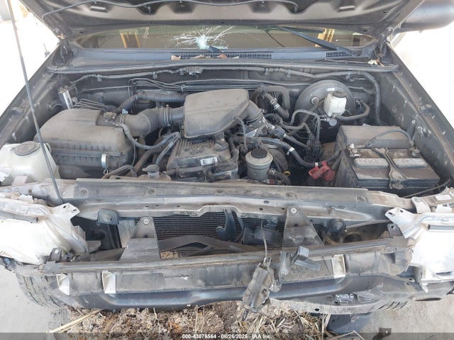 Toyota 2tr-fe 2015 5TFTX4CN3FX058787 Image 10