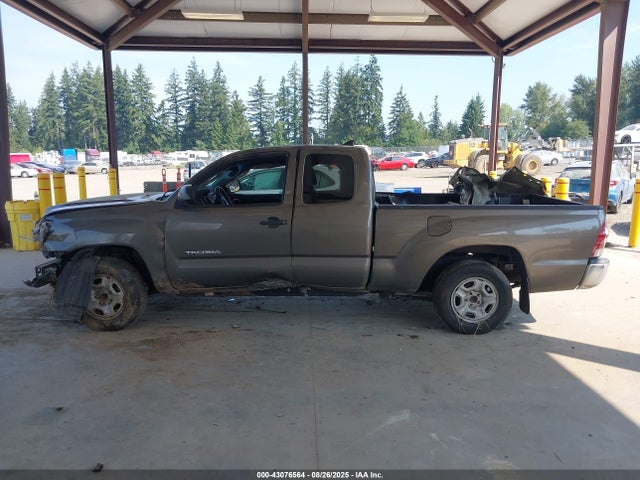 Toyota 2tr-fe 2015 5TFTX4CN3FX058787 Image 13