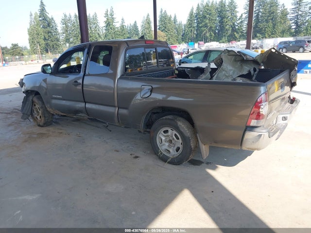 Toyota 2tr-fe 2015 5TFTX4CN3FX058787 Image 3