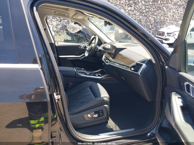 5UX23EM01S9W23132 BMW X7