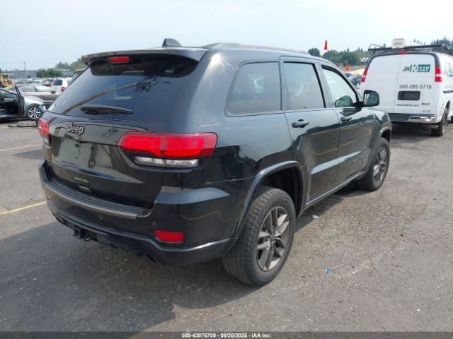 2017 JEEP GRAND CHEROKEE 1C4RJFBG8HC644633 Photo 3