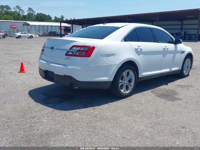 2014 Ford Taurus Sel მანქანა იყიდება აუქციონზე, vin: 1FAHP2E83EG173573, აუქციონის ნომერი: 43076747