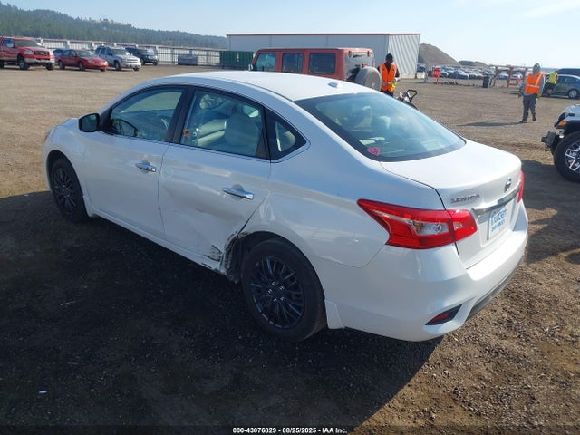 Nissan Sentra 2016 3N1AB7AP3GL671584 Image 3