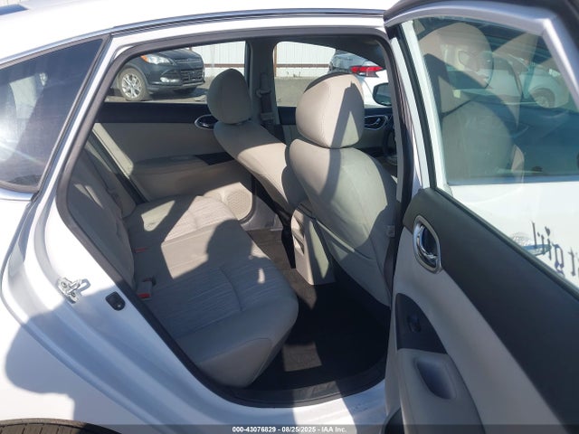Nissan Sentra 2016 3N1AB7AP3GL671584 Image 8