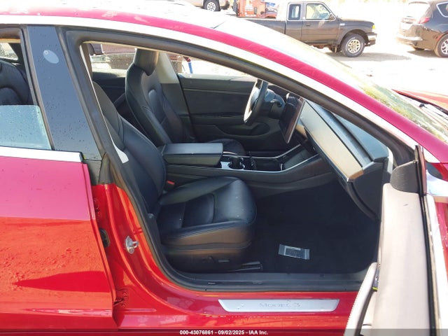 2020 TESLA MODEL 3 5YJ3E1EA3LF633880 Photo 4