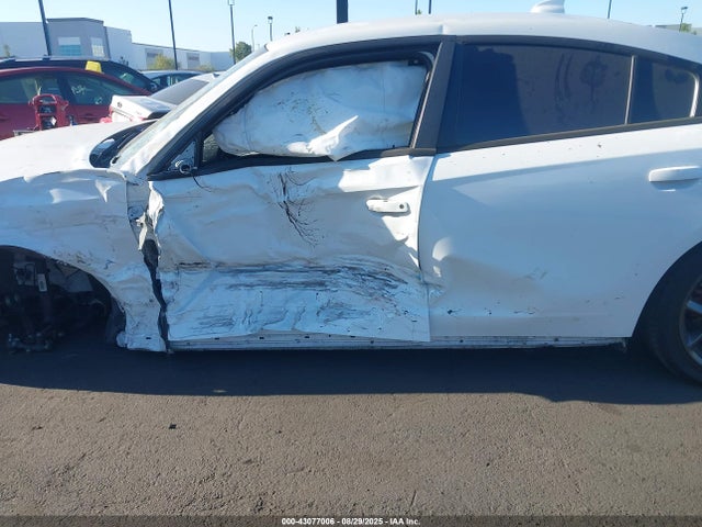 2C3CDXHG1KH671157 Dodge Charger