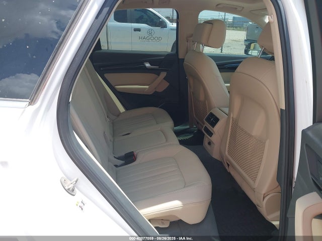 WA1BNAFY5J2214415 Audi Q5