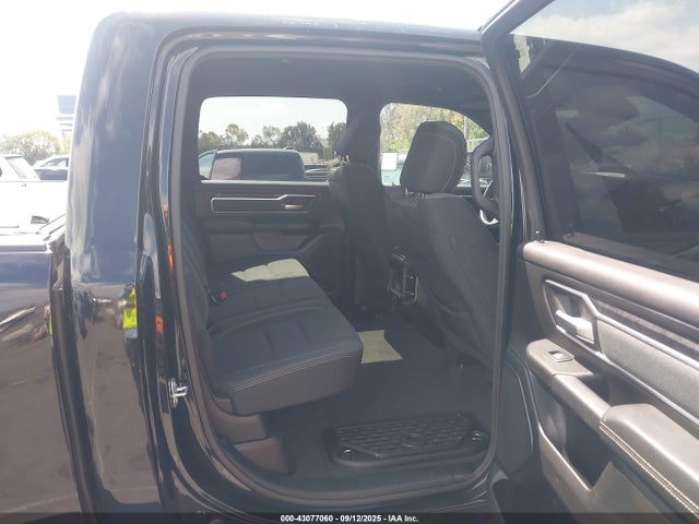 RAM 1500 2022 1C6RREFT4NN193802 Image 8