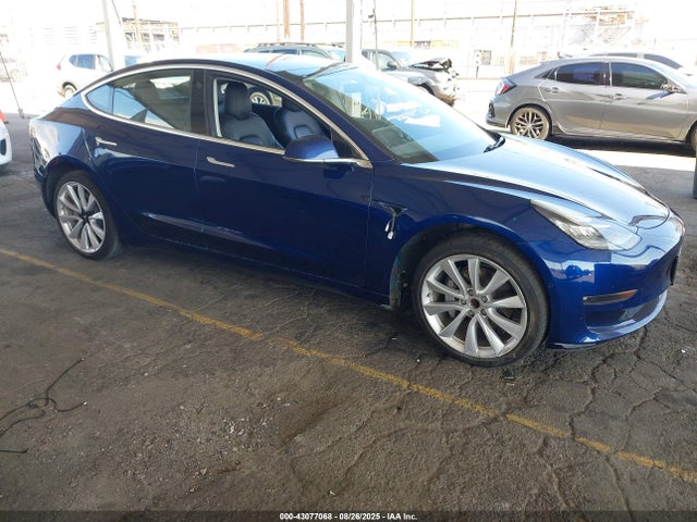 2018 TESLA MODEL 3 5YJ3E1EA8JF076512 Photo 0