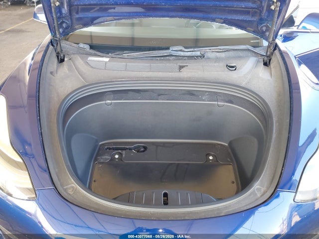 2018 TESLA MODEL 3 5YJ3E1EA8JF076512 Photo 9