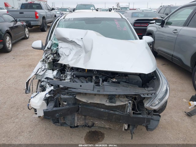 Hyundai gamma ii 2022 3KPC24A61NE168035 Image 6