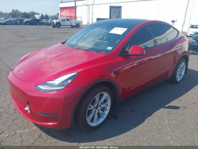 2020 TESLA MODEL Y 5YJYGDEE7LF030371 Photo 1