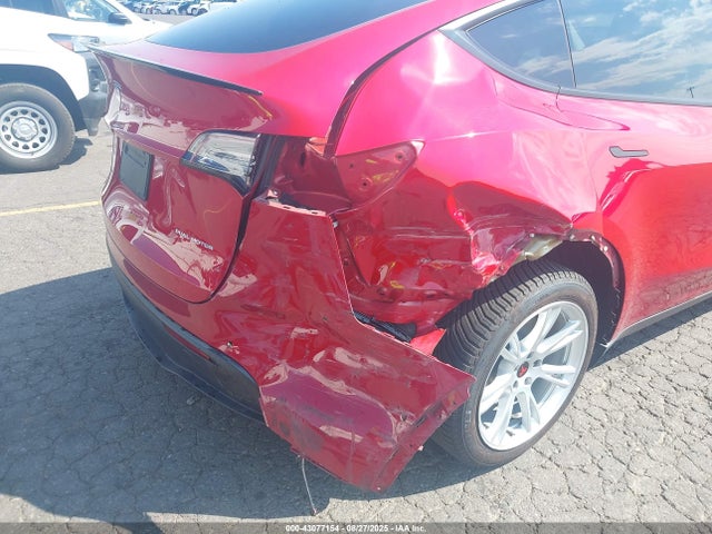 2020 TESLA MODEL Y 5YJYGDEE7LF030371 Photo 5