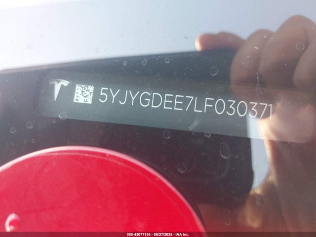 2020 TESLA MODEL Y 5YJYGDEE7LF030371 Photo 8