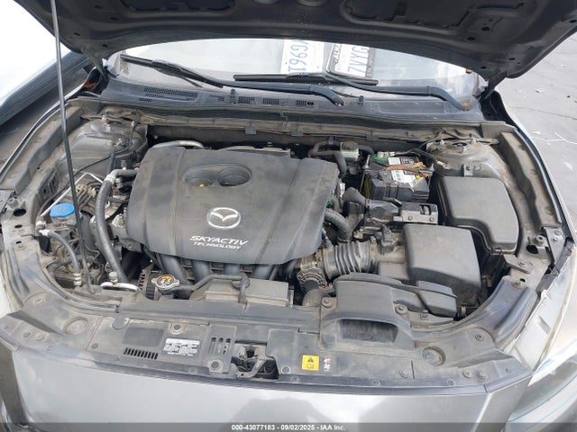 JM1BN1V73H1103389 Mazda pe