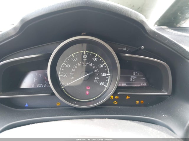 JM1BN1V73H1103389 Mazda pe