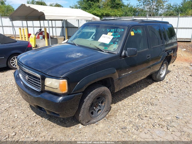 2000 CADILLAC ESCALADE 1GYEK63R5YR208597 Photo 1