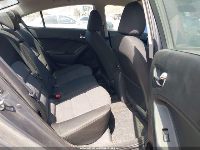 KIA dohc mpi nu 2015 KNAFX4A69F5337985 Image 8