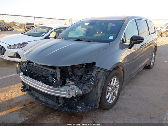 Chrysler Pacifica 2025 2C4RC1BG8SR541191 Image 2
