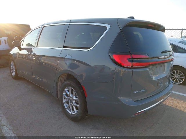Chrysler Pacifica 2025 2C4RC1BG8SR541191 Image 3
