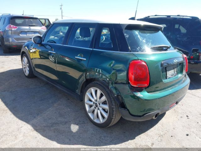 2016 MINI HARDTOP WMWXU1C58G2D57229 Photo 2