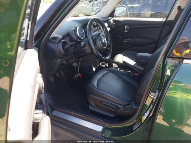 2016 MINI HARDTOP WMWXU1C58G2D57229 Photo 4