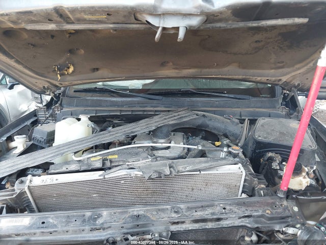 1N6BA1F40JN532341 Nissan 2018