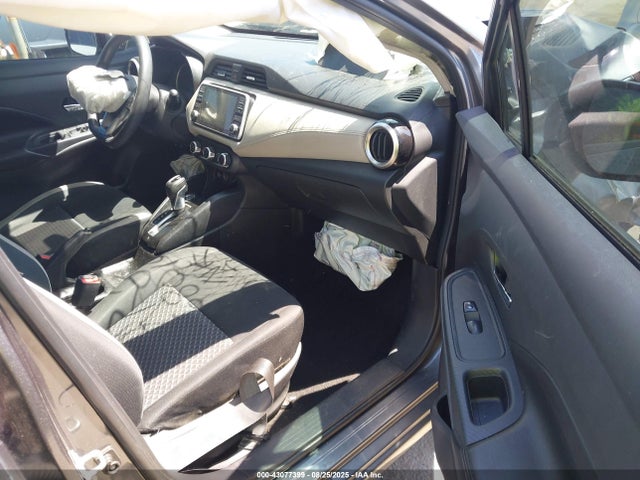 3N1CN8EVXLL813311 Nissan 2020