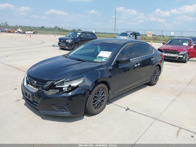 1N4AL3AP6HC181453 Nissan 2017