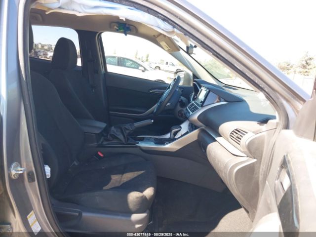 2020 MITSUBISHI ECLIPSE CROSS JA4AT3AA4LZ014899 Photo 4