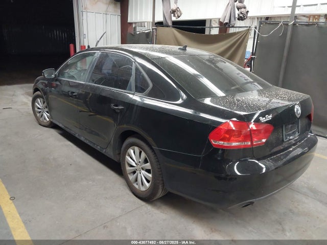 Volkswagen Passat 1.8t Wolfsburg Edition 2014 1VWAT7A37EC092000 Image 3