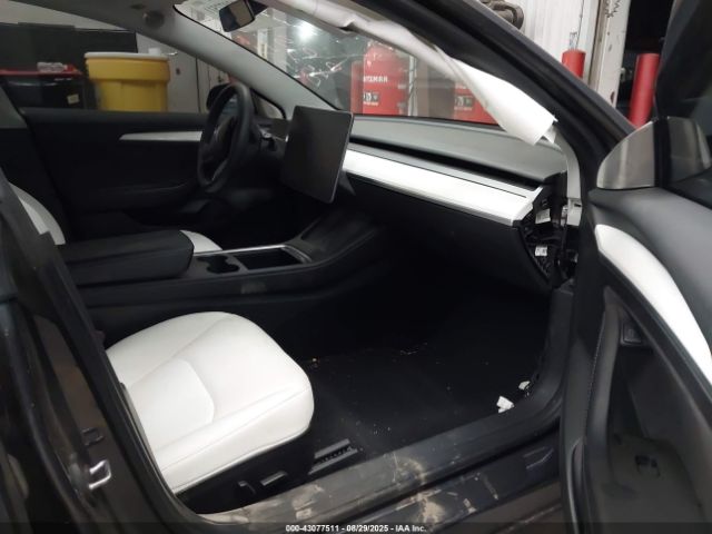 2022 TESLA MODEL 3 5YJ3E1EB3NF139143 Photo 4
