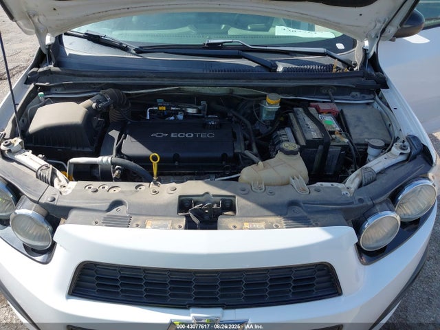 1G1JB6SH2F4164123 Chevrolet luw