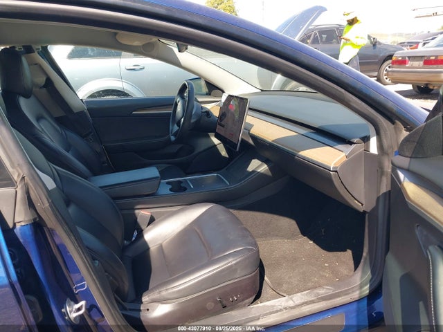 2021 TESLA MODEL 3 5YJ3E1EA9MF093954 Photo 4