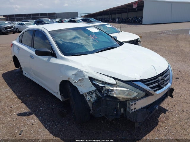 Nissan 2016 2016 1N4AL3AP1GN366142 Image 1