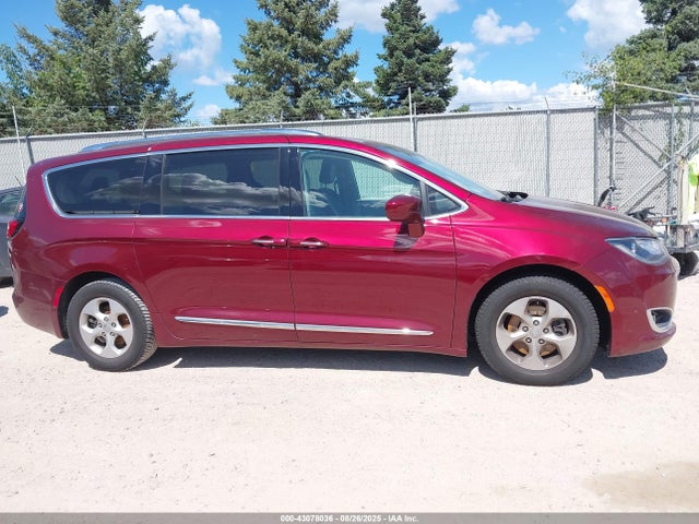Chrysler Pacifica 2017 2C4RC1EG9HR665250 Image 13