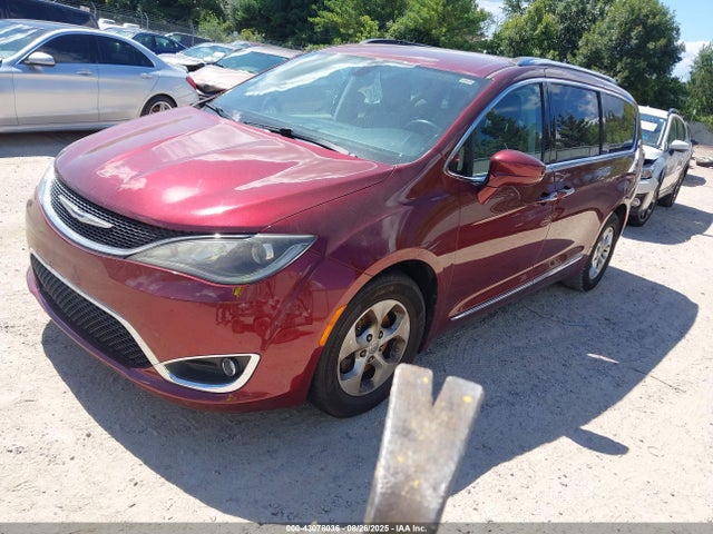 Chrysler Pacifica 2017 2C4RC1EG9HR665250 Image 2