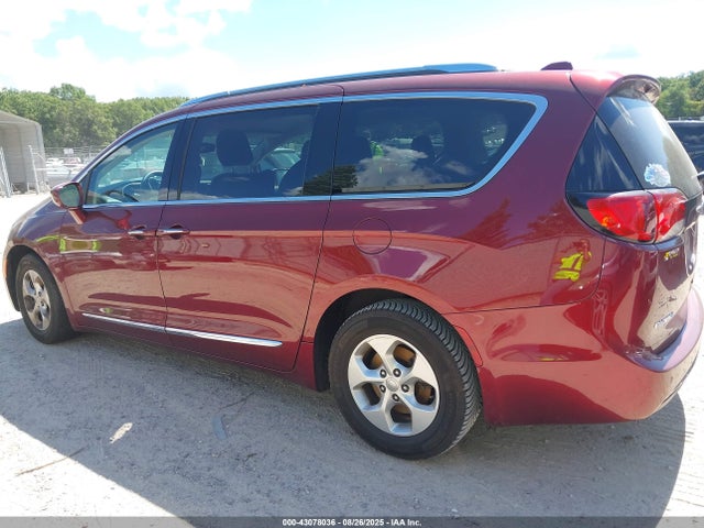 Chrysler Pacifica 2017 2C4RC1EG9HR665250 Image 3