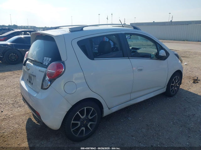 Chevrolet ll0 2014 KL8CF6S95EC522406 Image 4