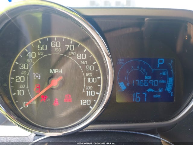 Chevrolet ll0 2014 KL8CF6S95EC522406 Image 7